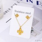 Snowflake Jewelry Set - Image 4