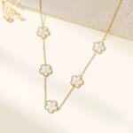 Gradient Clover Necklace - Image 3